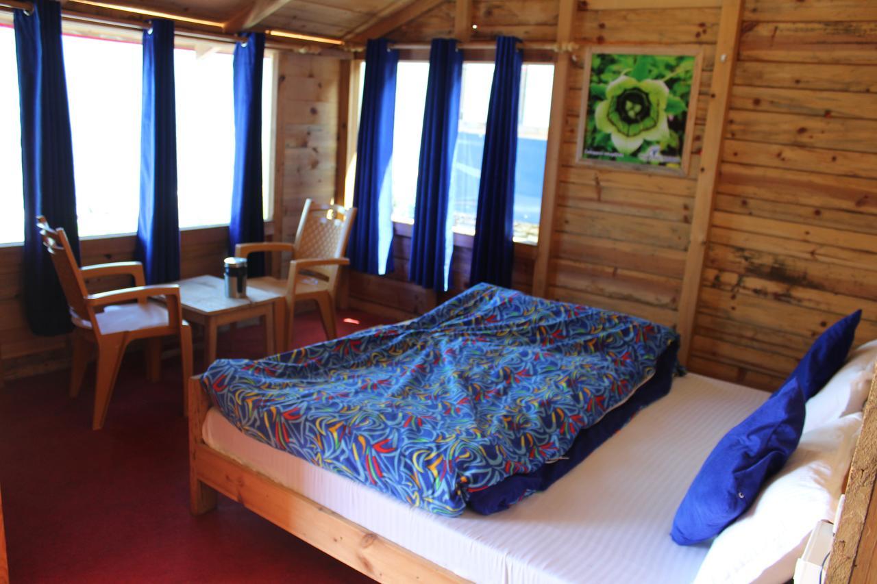 Blue Poppy Resorts Joshīmath Exterior foto